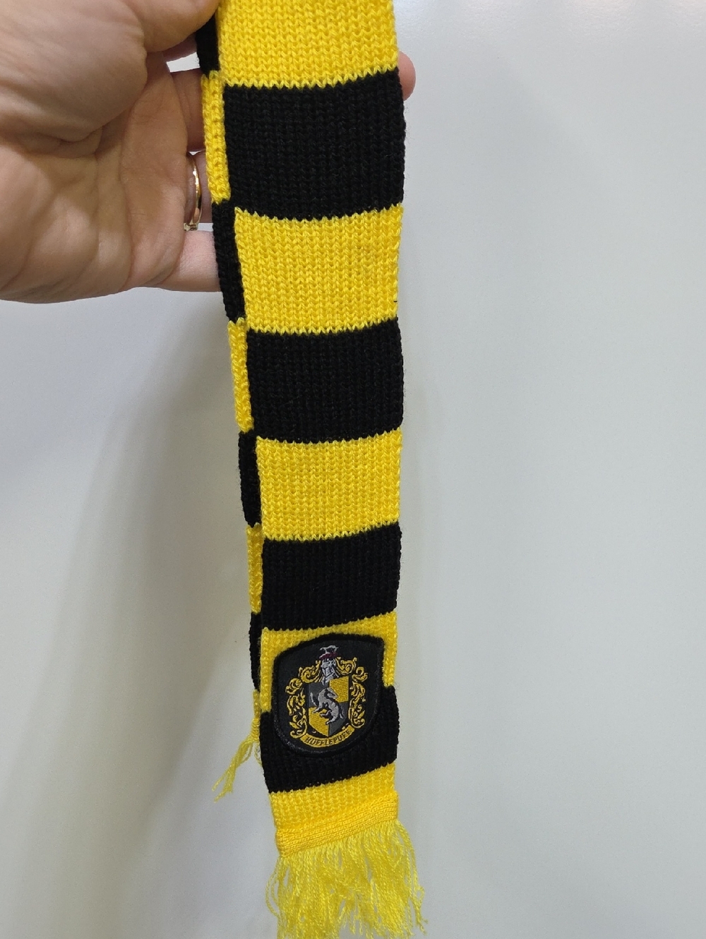 Build A Bear Hufflepuff House Scarf - Yellow & Black Knit